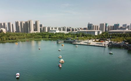 (miniature) Photo aérienne du lac Qisheng