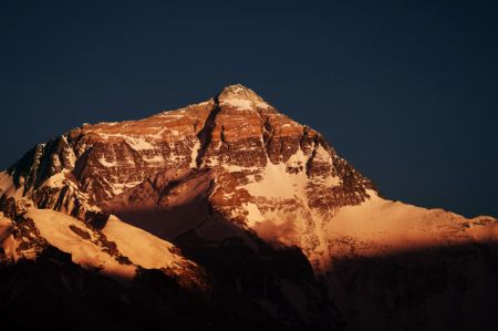 (miniature) Vue du mont Qomolangma au coucher du soleil