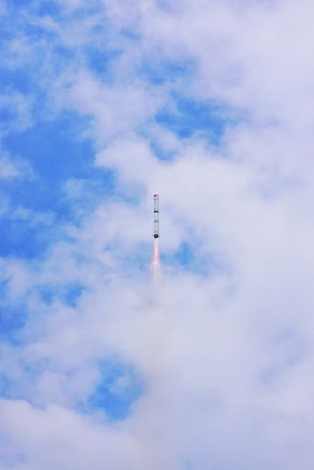 (miniature) Une fusée porteuse Longue Marche-2C décolle depuis le Centre de lancement de satellites de Xichang