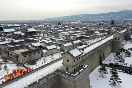 (miniature) Le site touristique de l'ancien district de Taiyuan enneigé