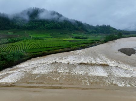 (miniature) Photo prise par un drone des inondations à Wuyishan