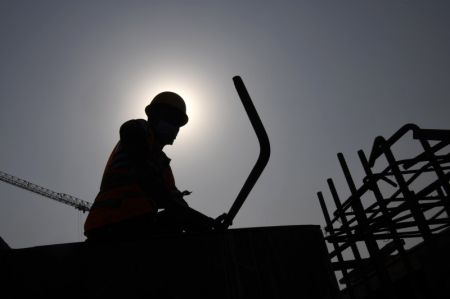 (miniature) Un ouvrier de la China Construction Third Engineering Bureau Co