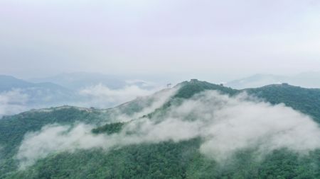 (miniature) Photo aérienne de la section de Mutianyu de la Grande Muraille