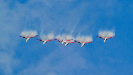 (miniature) Des avions de chasse de l'équipe de voltige Russian Knights durant un entraînement à Zhuhai