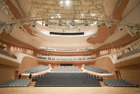 (miniature) Une salle de concert du Centre des arts du spectacle de Beijing dans le Centre administratif municipal de Beijing