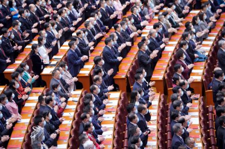 (miniature) La r&eacute;union de cl&ocirc;ture de la quatri&egrave;me session de la 13e Assembl&eacute;e populaire nationale (APN) se tient au Grand Palais du Peuple &agrave; Beijing