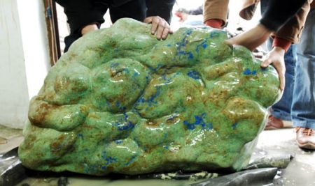 (miniature) pierre turquoise géante