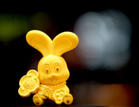 (miniature) Des lapins en or pour le Nouvel An Chinois 2011