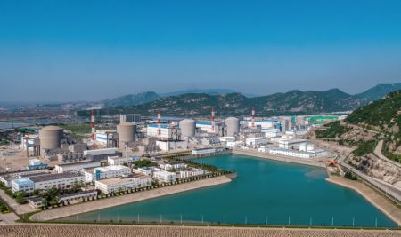(miniature) Photo aérienne prise le 17 mai 2021 montrant un panorama de la centrale nucléaire de Tianwan à Lianyungang