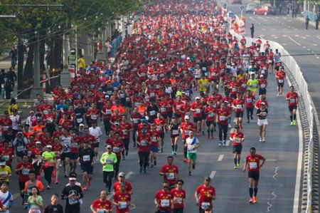 (miniature) Des participants au Semi-Marathon de Beijing