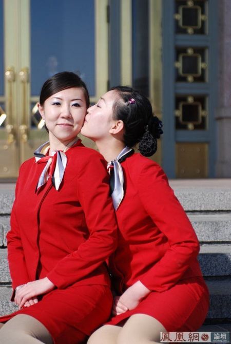 (miniature) deux jolies femmes chinoises