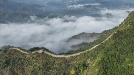 (miniature) Une section de la Grande Muraille à Zunhua