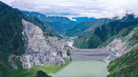 (miniature) Photo aérienne de la centrale hydroélectrique de Lianghekou