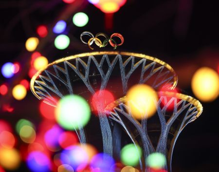 (miniature) Spectacle de lumières à la tour olympique de Beijing