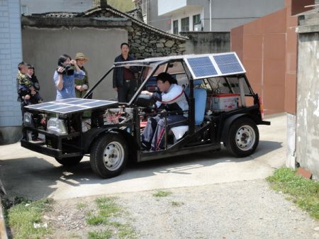 (miniature) voiture à énergie solaire