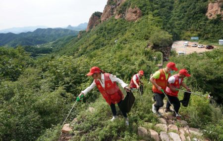 (miniature) Des bénévoles en provenance de la ville de Qinhuangdao