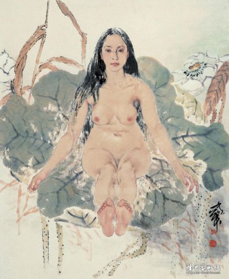 (miniature) femme chinoise complétement nue de face