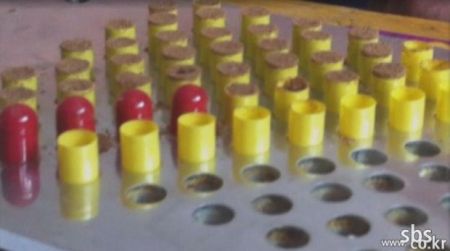 (miniature) pilules de bébés morts