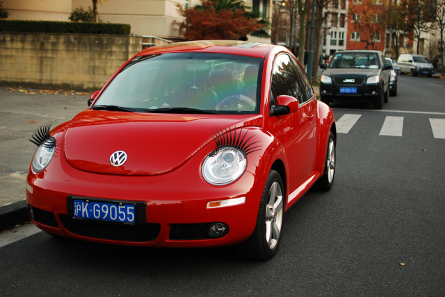 Mode automobile en Chine : les cils 3D pour voiture