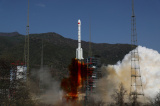 Photos : La Chine lance un nouveau satellite d'observation de la Terre