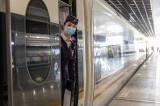 Photos Chine : reprise des services de la ligne ferroviaire  grande vitesse Shanghai-Hong Kong