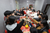 Photos Chine : dner de retrouvailles familiales  la veille du Nouvel an chinois