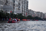 Photos Chine : sauvetage apr�s l'inondation � Weihui