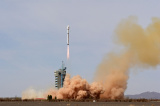Photos : La Chine lance un nouveau satellite de tldtection