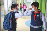 Photos Chine : reprise des cours dans les �coles primaires � Guiyang
