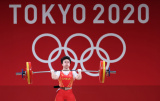 Photos Jeux olympiques de Tokyo : la Chinoise Hou Zhihui remporte l'or de l'preuve d'haltrophilie 49 kg dames